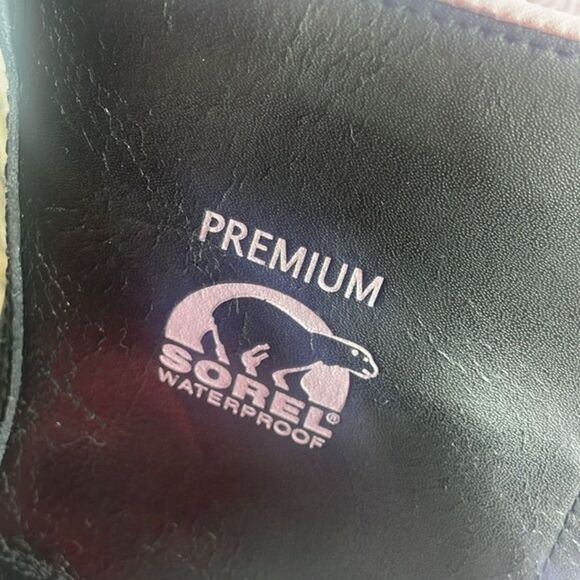 (F) Sorel Premium Waterproof Boots Black/PinkWomen's size 10 - Picture 10 of 15